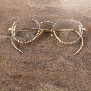 Vintage Gold Round Glasses